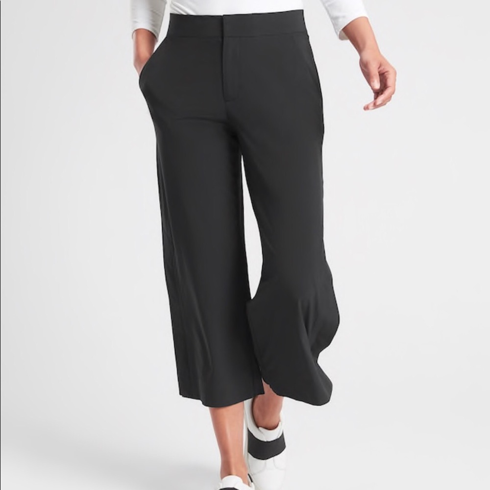 Athleta Tribeca Crop Pant - Black